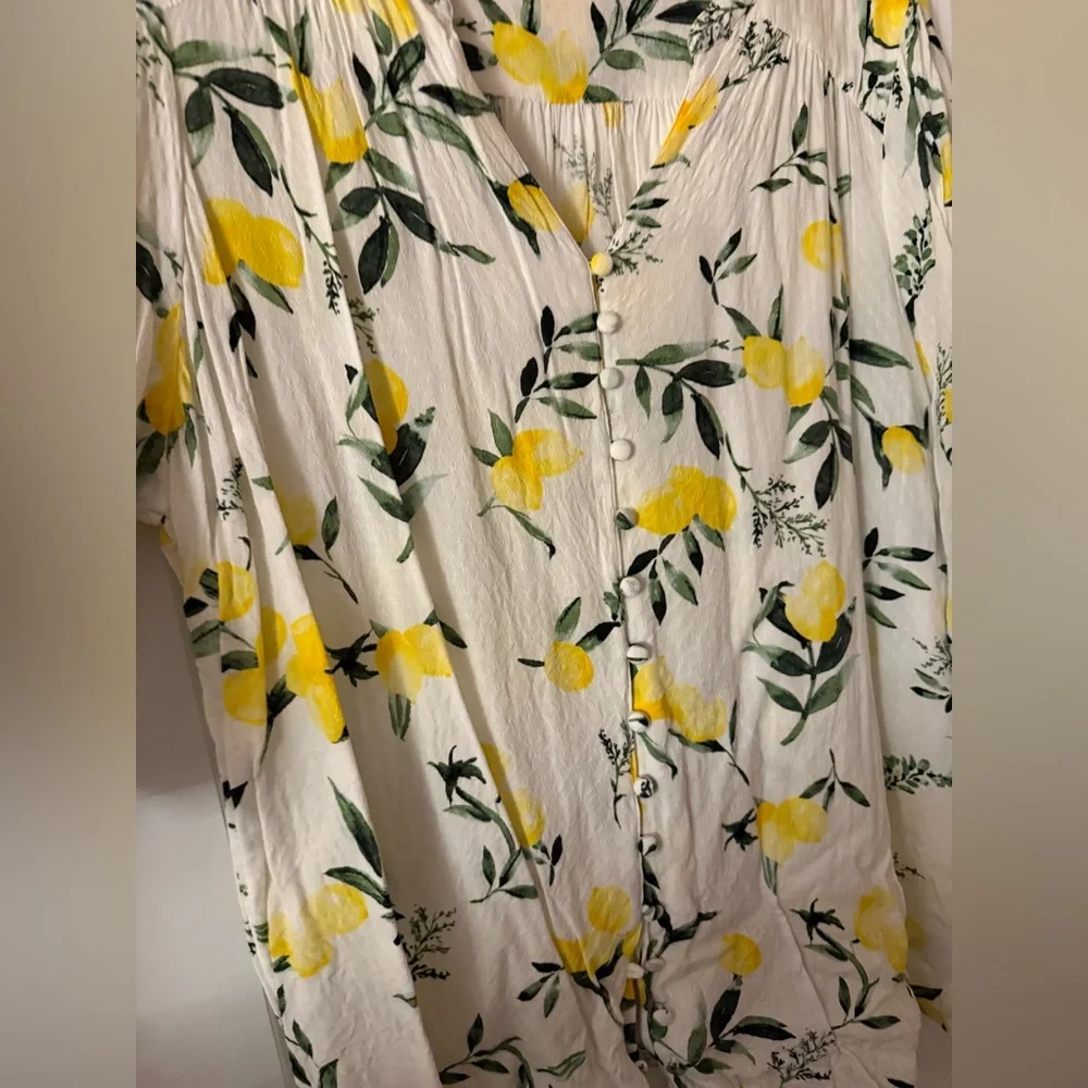 Torrid Top - Picture 3 of 6